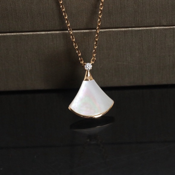 Meet the Posher Jewelry - BVLGARI Necklaces